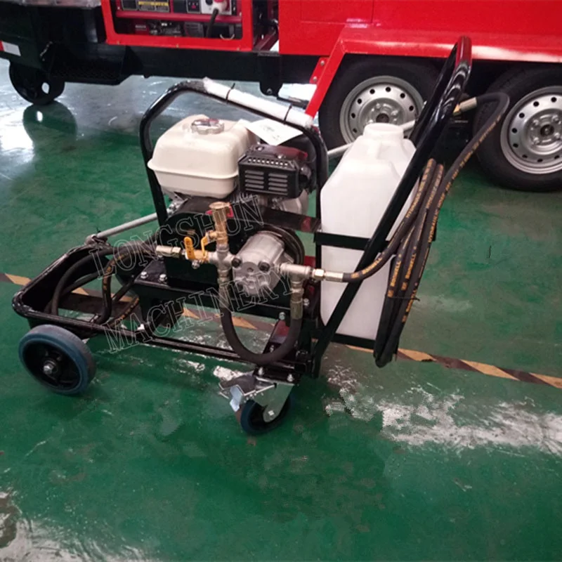 Roadway Resurfacing Mini Emulsified Asphalt Spreader