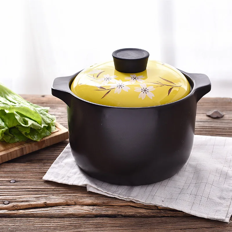 Wholesale hot selling durable casserole ceramic clay pots for cooking cookware casseroles dish with yellow lid