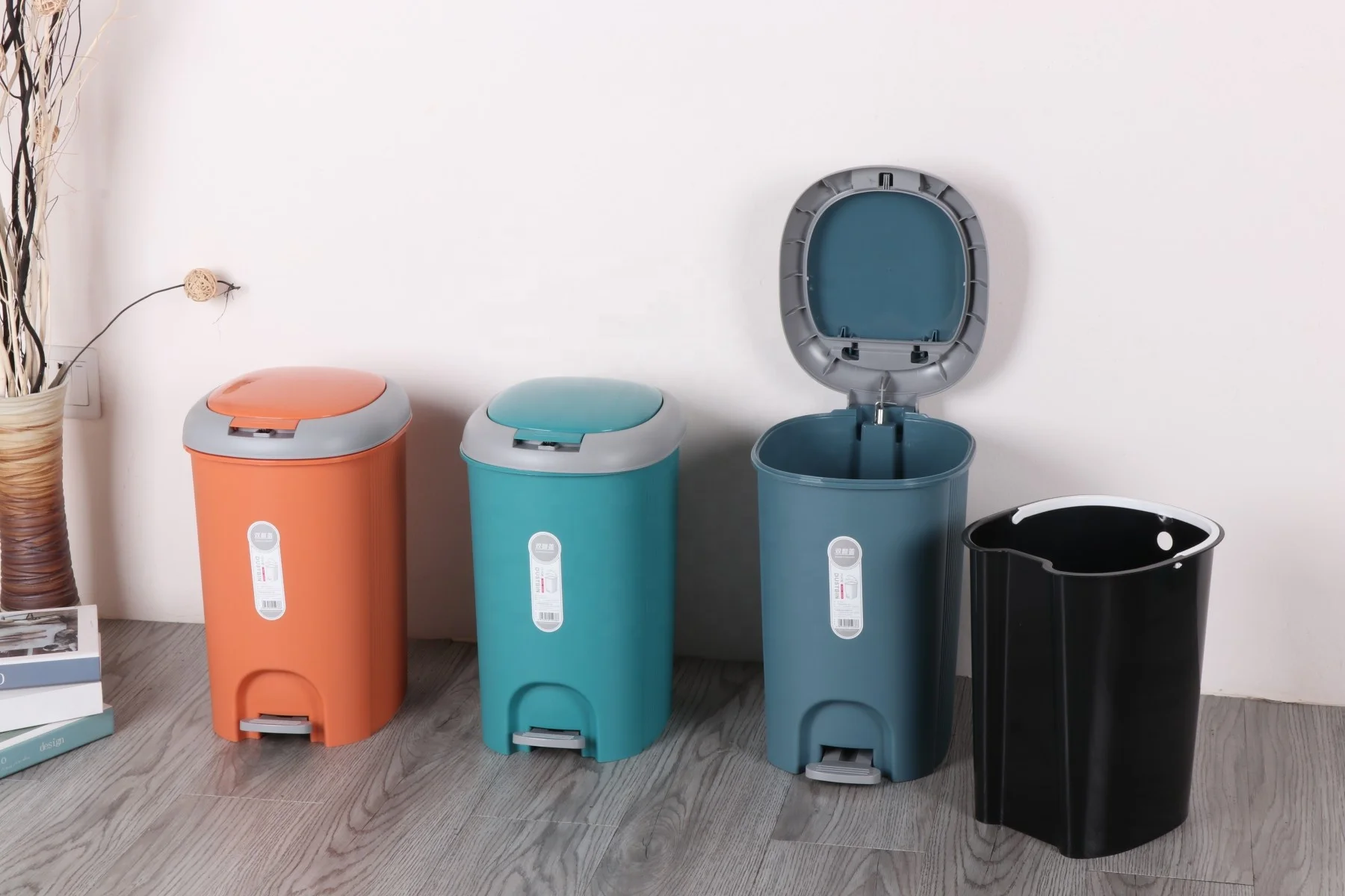 Factory Direct Sale 6L/8L Foot Pedal bin Hand Press Plastic Trash Can with Inner Bucket