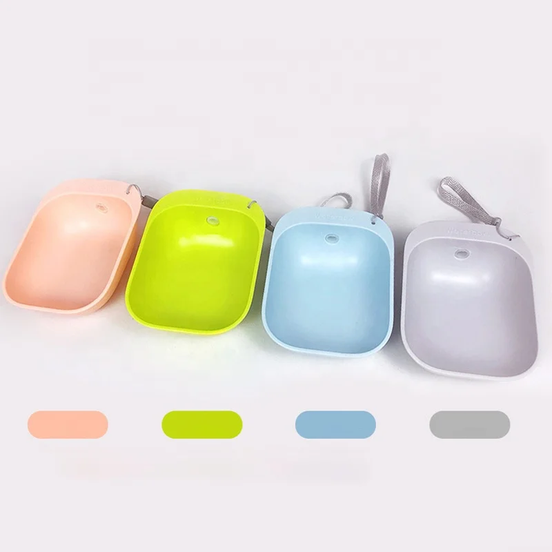Wholesale New Portable Pet Water Bowl Outdoor Dog Drinking Bowl Easy To Match Mineral Water Bottle Dog Bowl