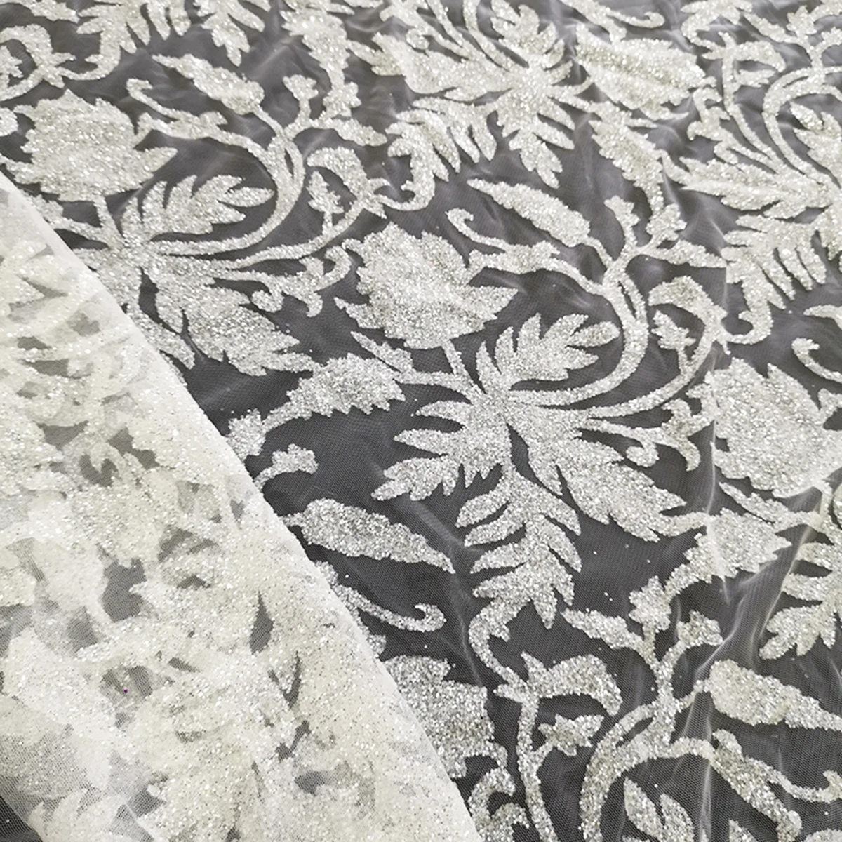 Высококачественная французская кружевная ткань для вечерних платьев, новый дизайн, белые цветочные блестящие материалы для свадебного платья