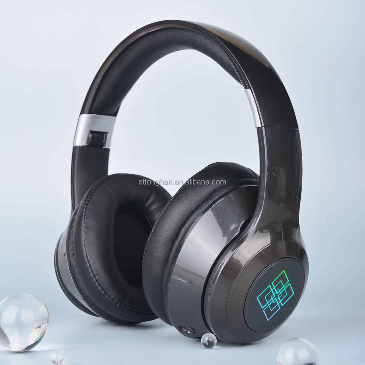 Gerripurer Brand cheap bulk Earphone High quality Black PU  cool wireless headphones