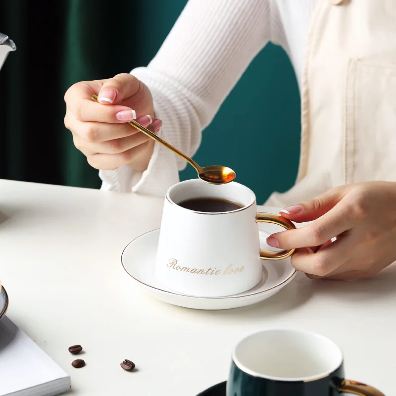 
Hot Sell New Design Gold Rimmed Porcelain Coffee Cup and Saucer 