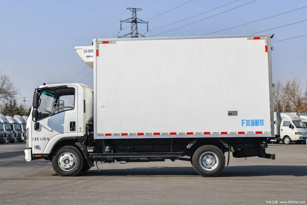 Factory Direct sale Isuzu boxs freezer trucks body wholesale dry cargo box refrigerator trucks