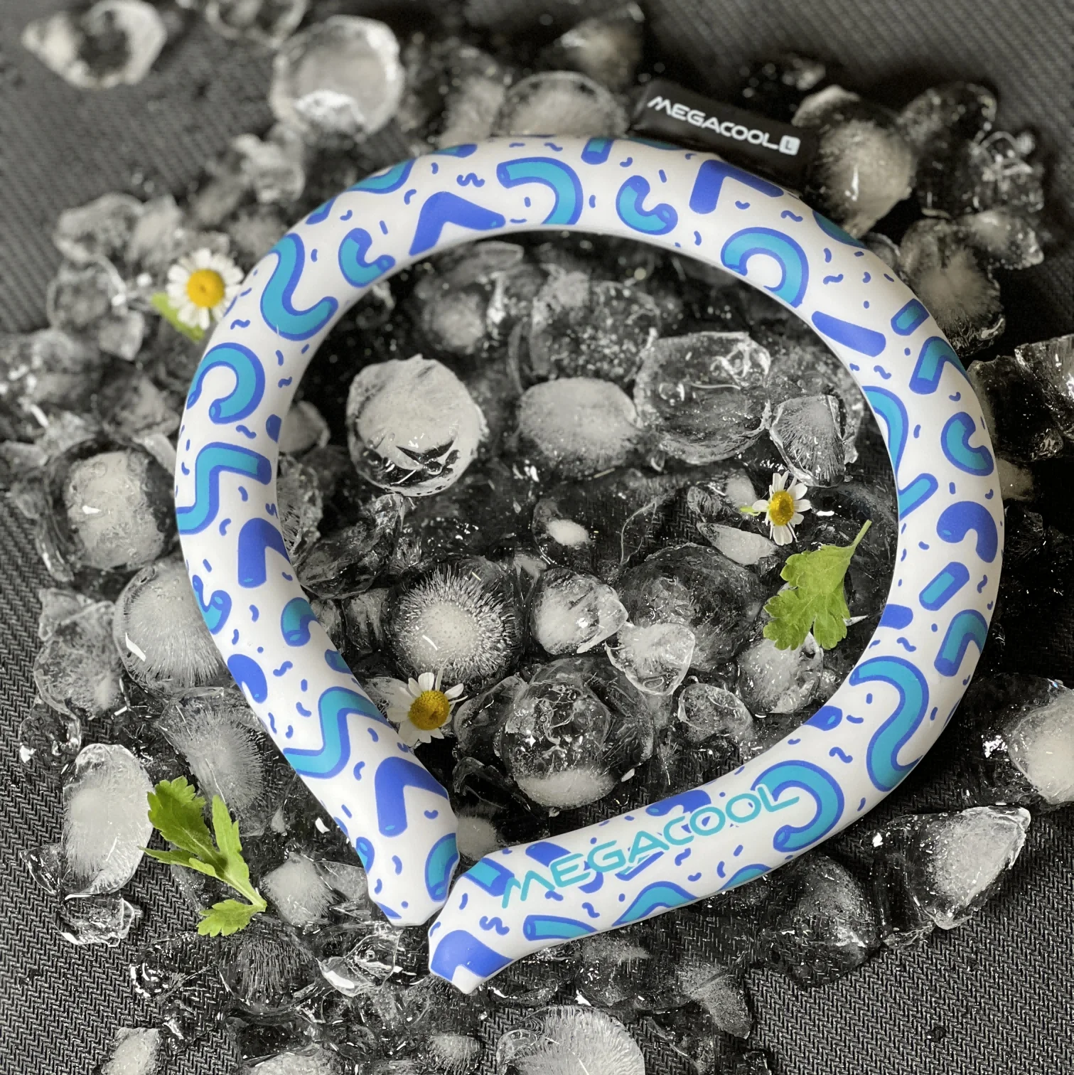 New Custom 2022 Ice Neck Blue Pattern Band Freezable Cooling Neck Band Neck Cooling Ring Protects children from heat stroke