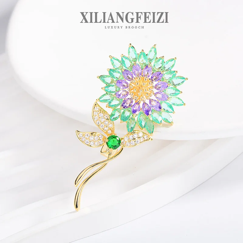 XILIANGFEIZI 2024 New Korean Style Copper Zircon Sunflower Brooch Knitted Sweater Corsage Pin For Women