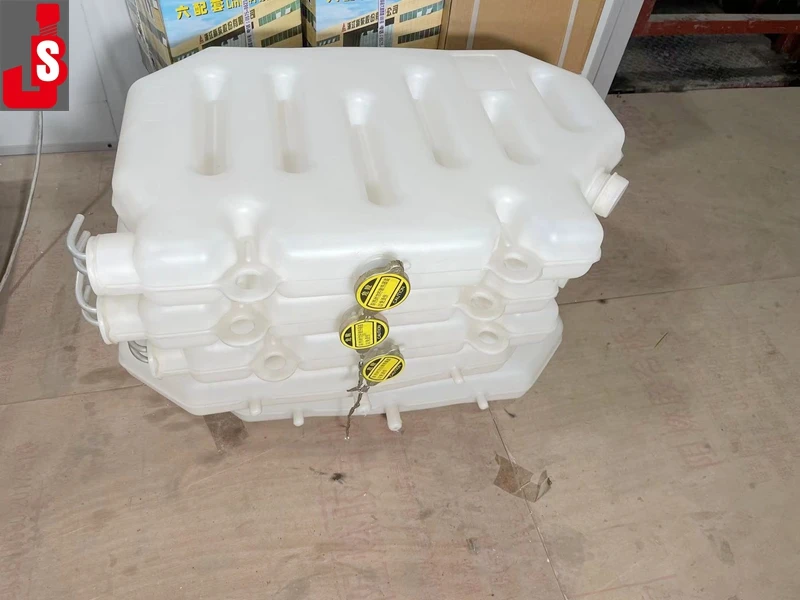 radiator expansion tank for SINOTRUK howo trucks water expansion tank  OEM WG9632530333