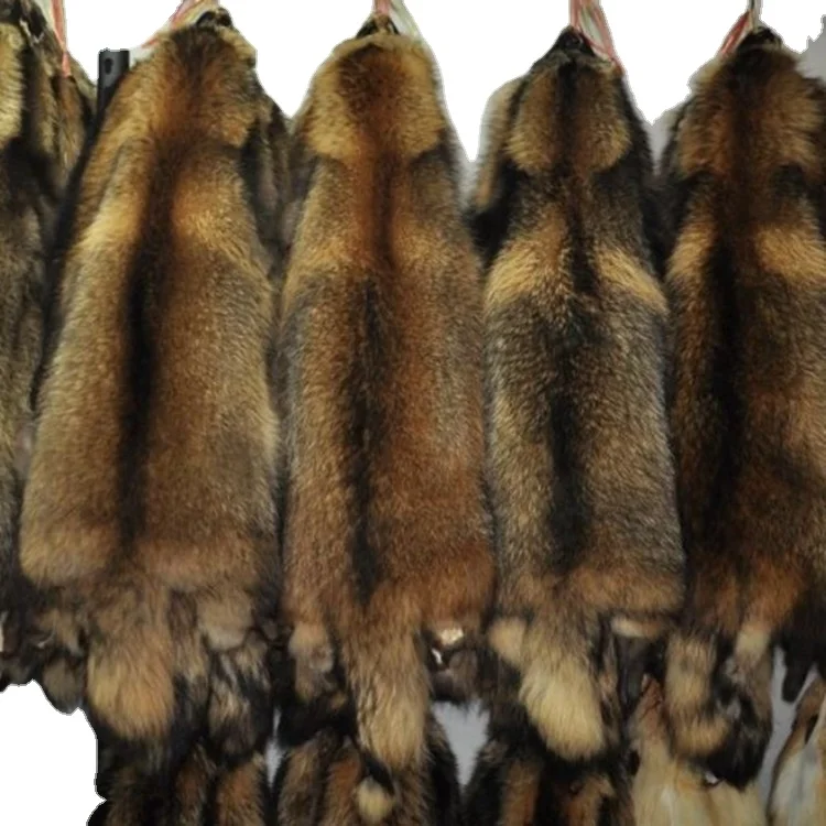 
The real fox raccoon fur is used to make fur coat decorations ornaments Natural raccoon Furs 