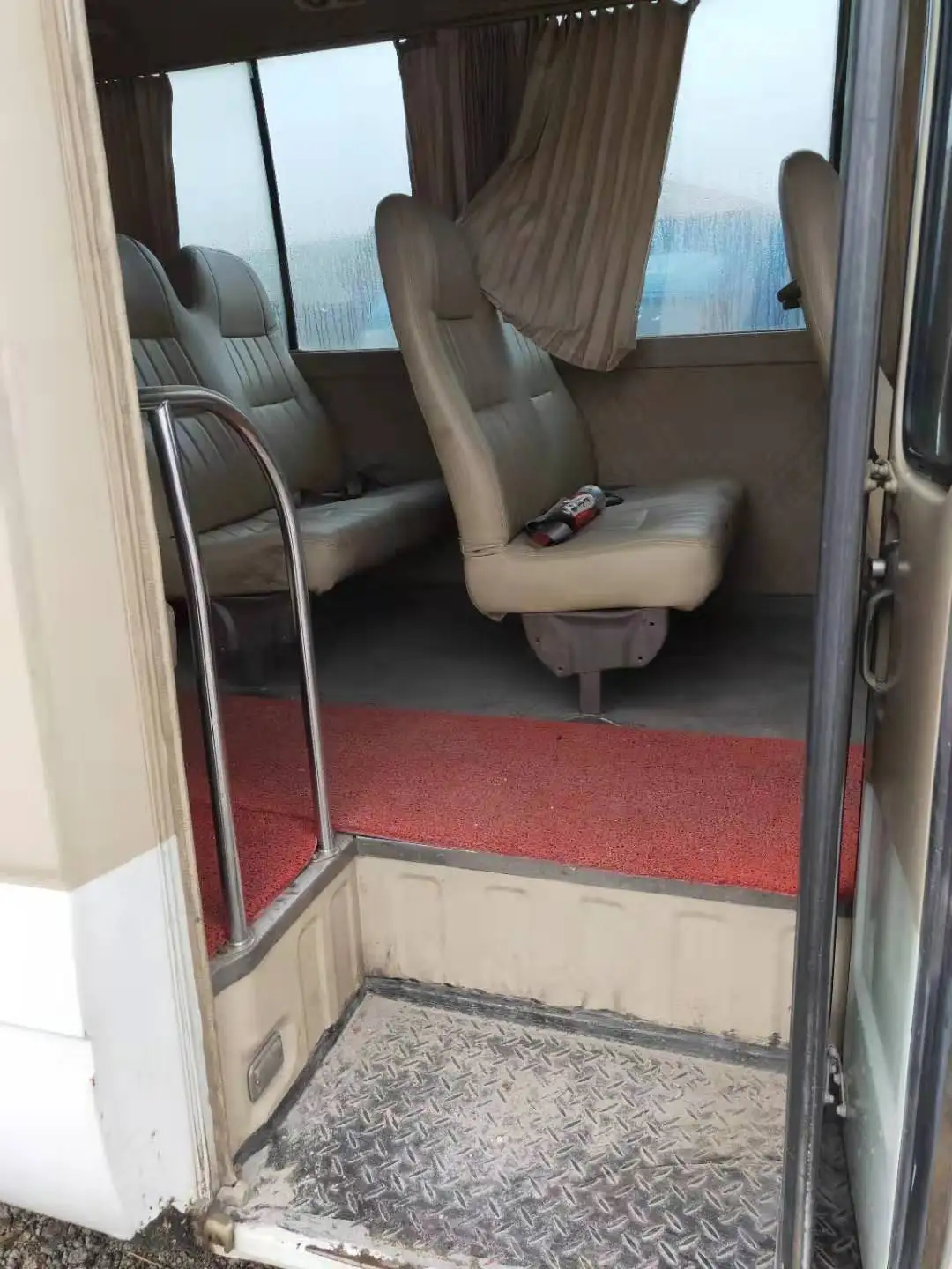 White Color Promotion price toyot coaster coach 6 cylinder bus Used/Secod Hand Coaster Bus for Sale 23-30Seat diesel coaster