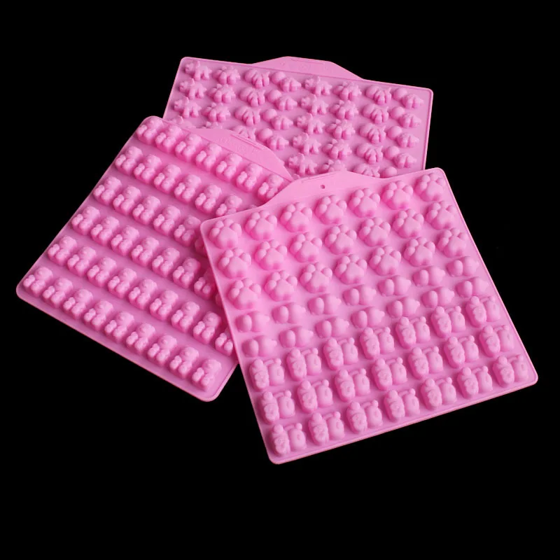 Customized Little dinosaur Lucky cat suit bear kitchen tools silicone chocolate candy molds