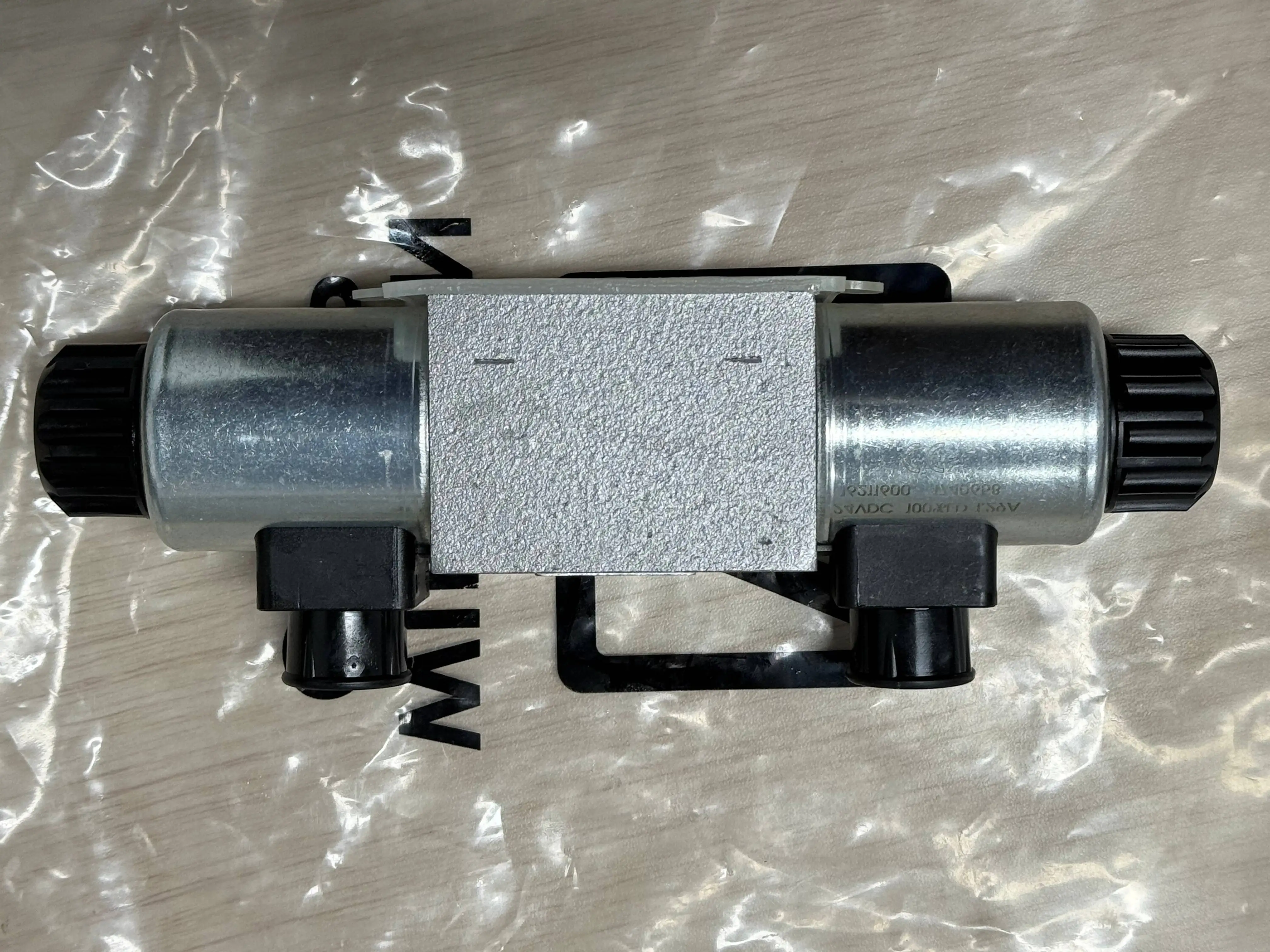 hydraulic valves manufacturer AVENTICS Magnetic valve Hydraulic Valves 9653951012  High Quality Proximity