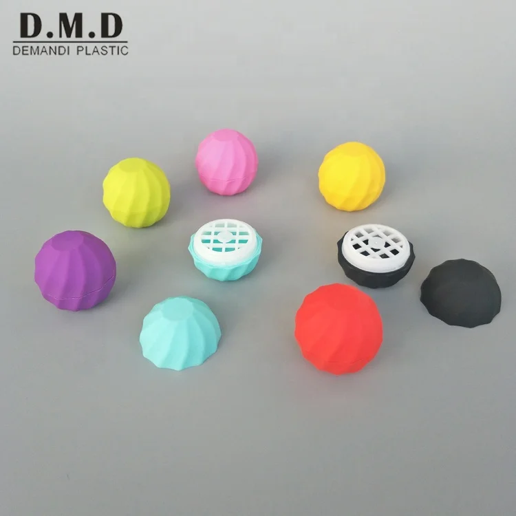 Wholesale hot sale pink black red blue green cute fancy ball shaped lip balm container packaging