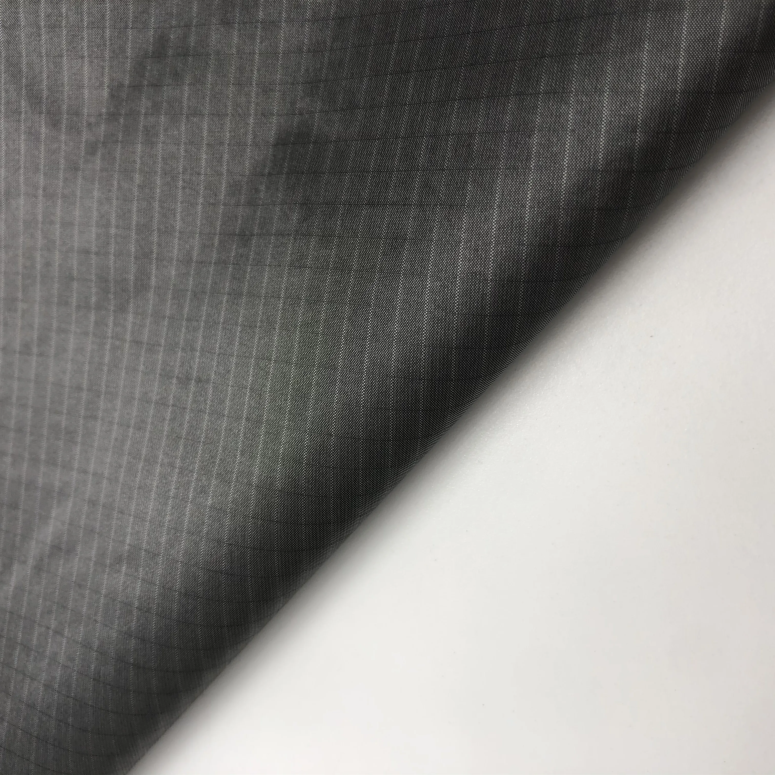 Graphene Spring Yafang Plaid Fabric  Conductive Thermal Storage Functional Down Jacket Lining Fabric