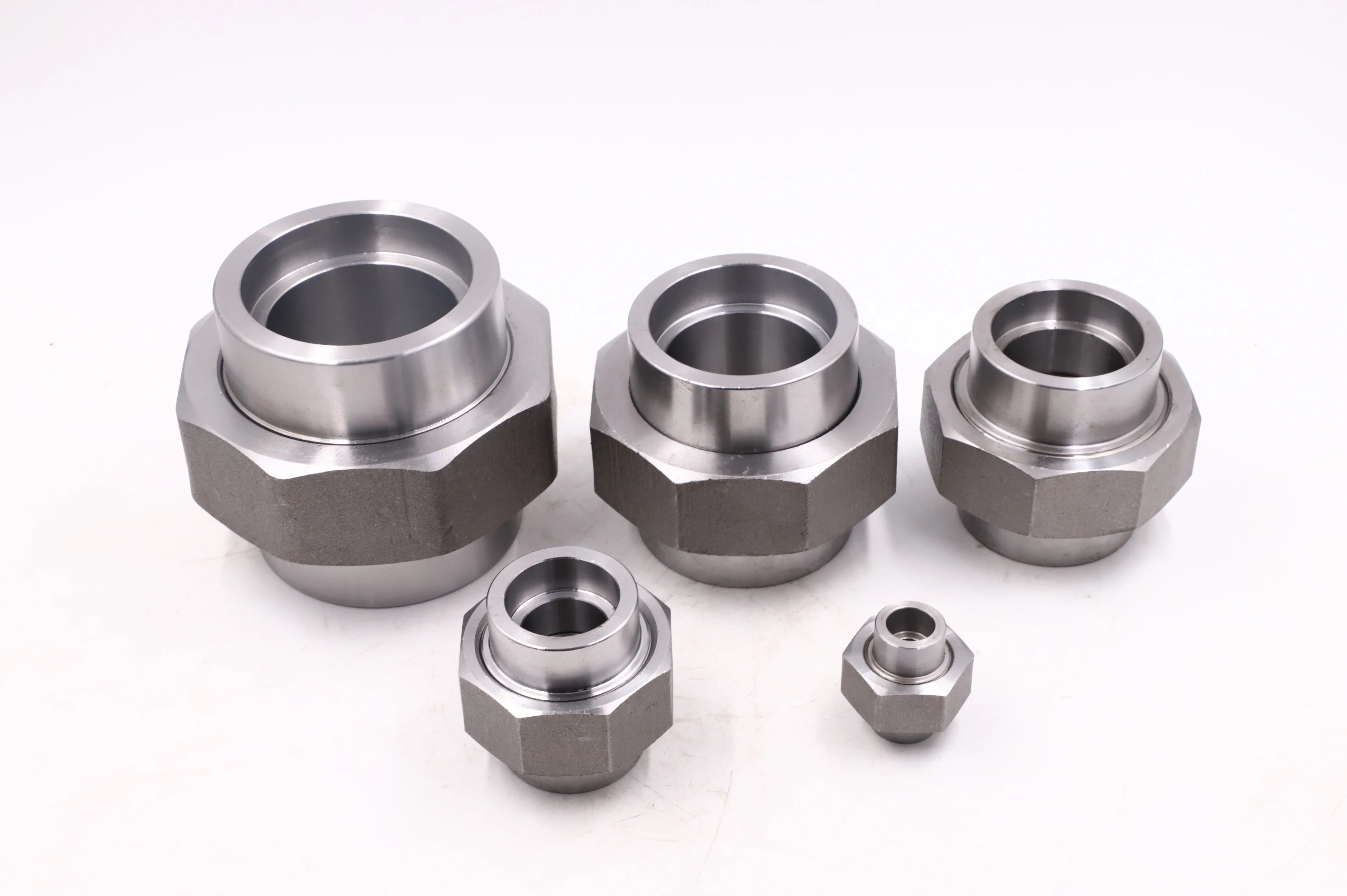 1 'углеродистая сталь A105 Соединительная труба фитинг SW 3000LB SS316L ASME B16.11 кованая нержавеющая