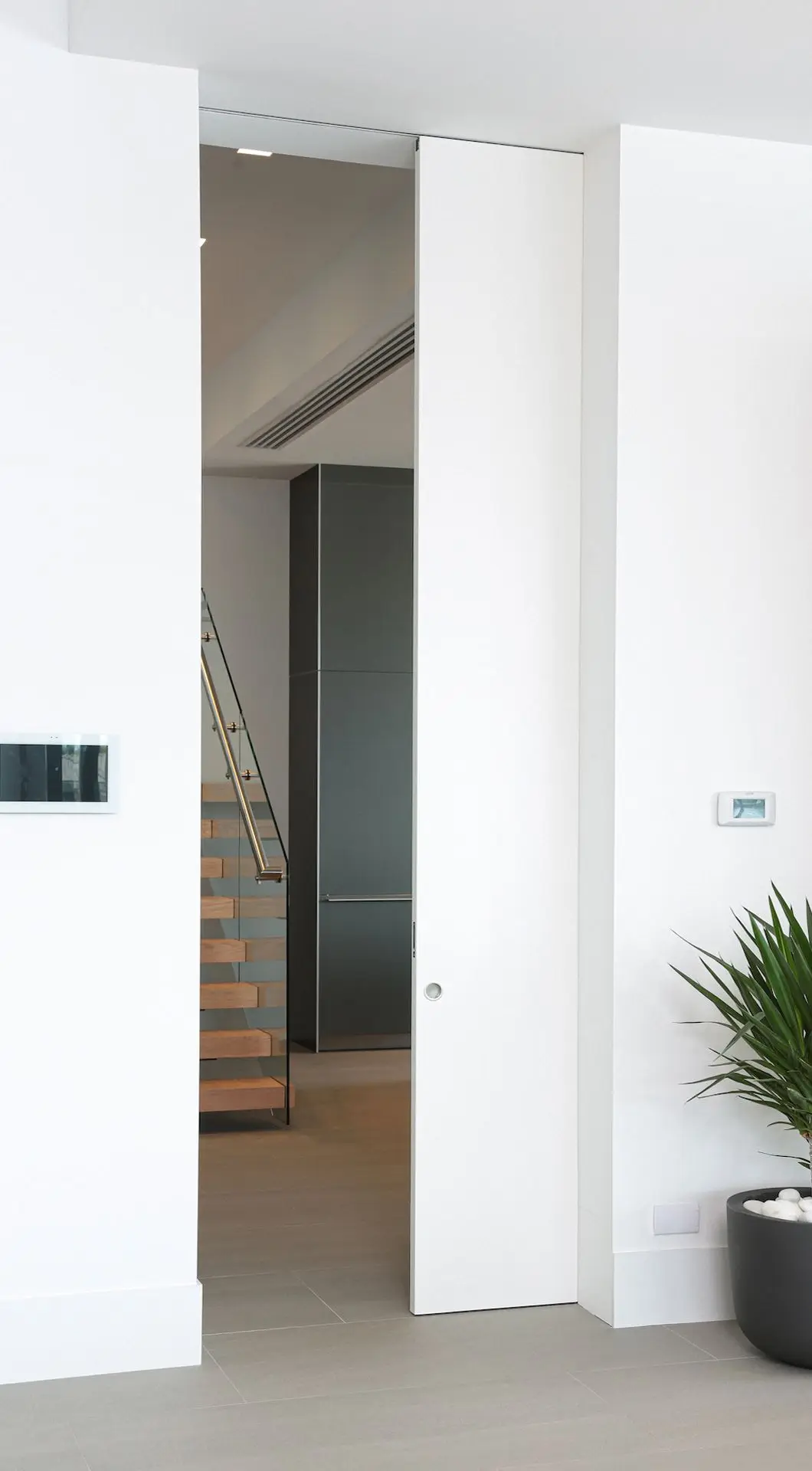 New Design Residential Pocket Door Cavity Privacy Wooden Sliding Doors Lock Hardware