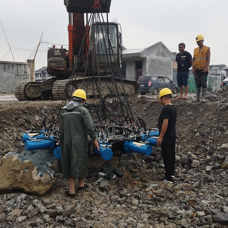 tunnel roller shot blasting machine the roller type shot blasting machine with factory price