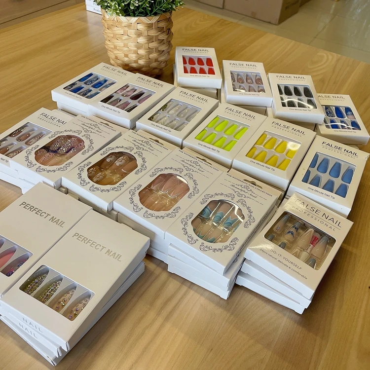 Extra Long Coloured Glossy Clear 24pcs Plastic False Finger Nail Butterfly Ballet Full Cover False Nails Suppliers