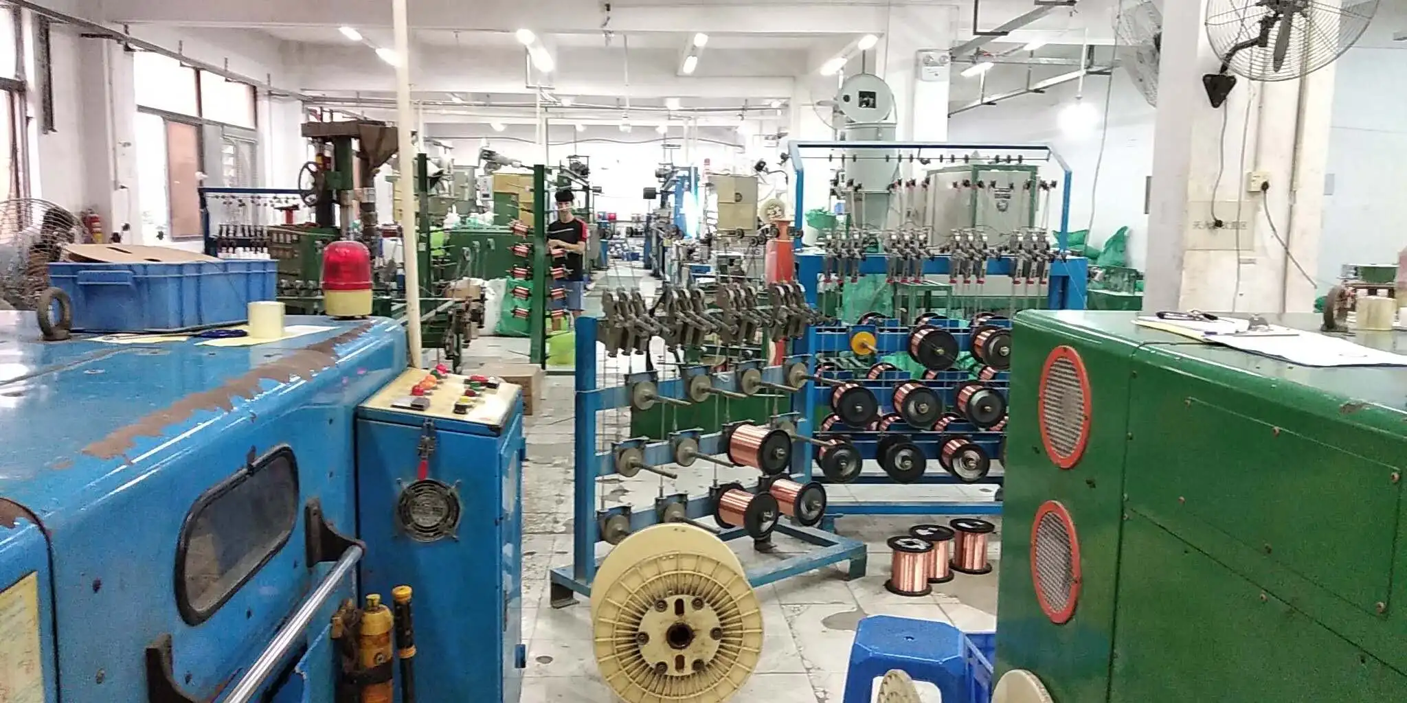 micro usb cable 20 awg - 28 awg