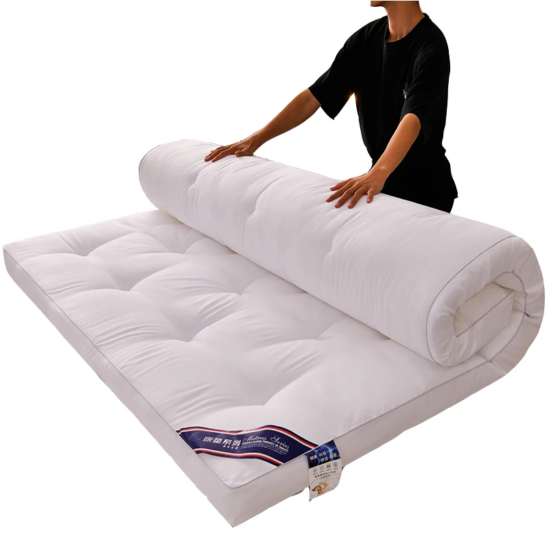 Стеганая матрасная кровать размера «Queen и King-Size» из ПВХ полиэфирного волокна с массажной раскладной кроватью для домашнего использования в отеле
