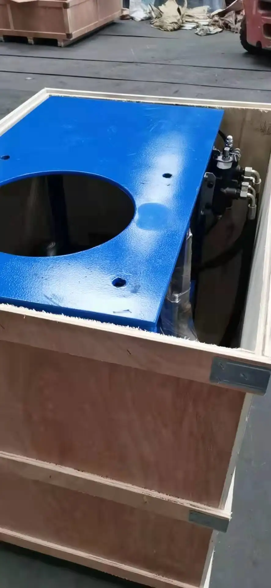 Rubber expansion joint assembling machine with Electric hydraulic