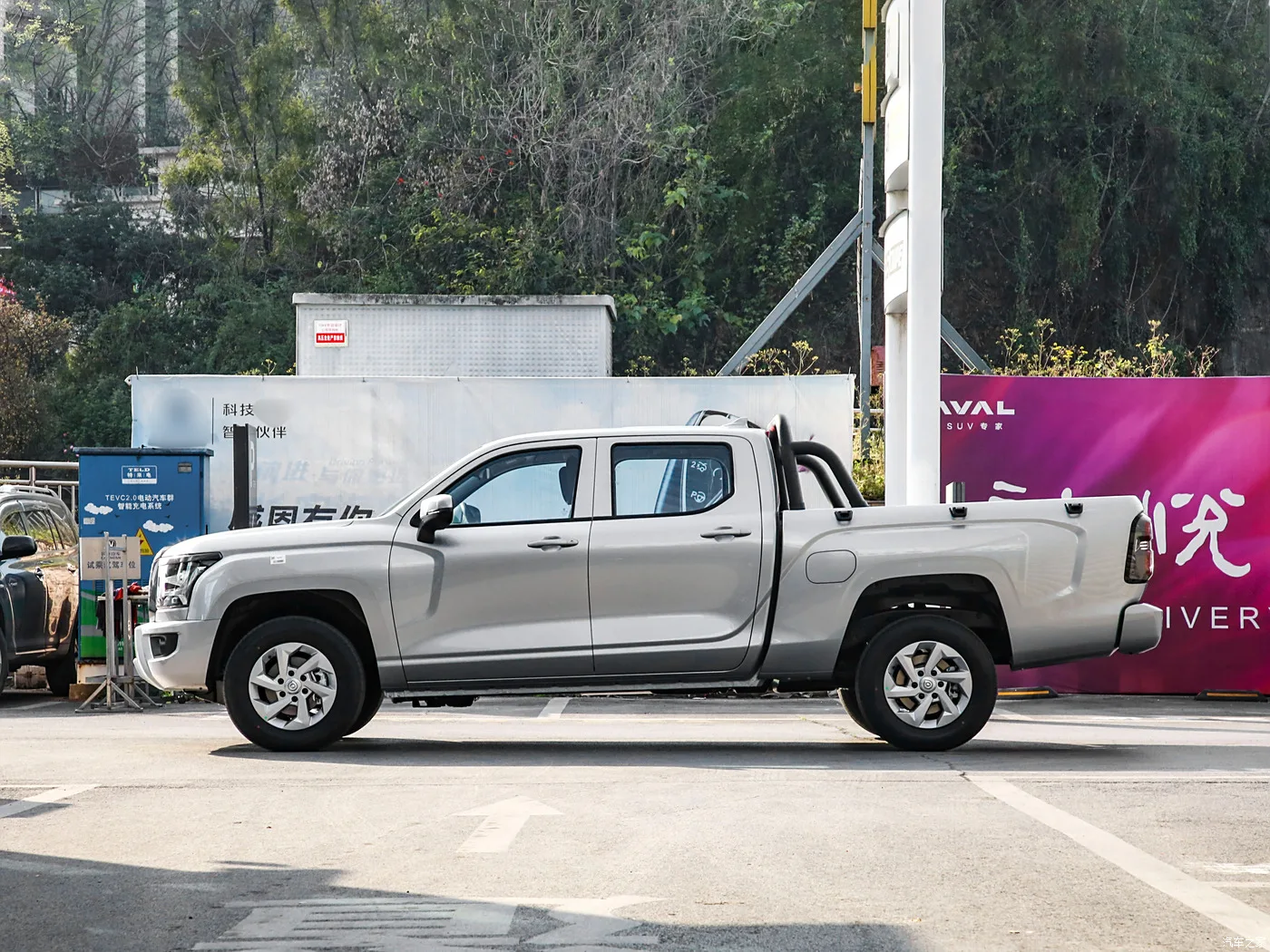 Hot sale GWM POER KINGKONG pickup truck 2024 model 2.0T diesel 6MT 4WD long box GW4D20M