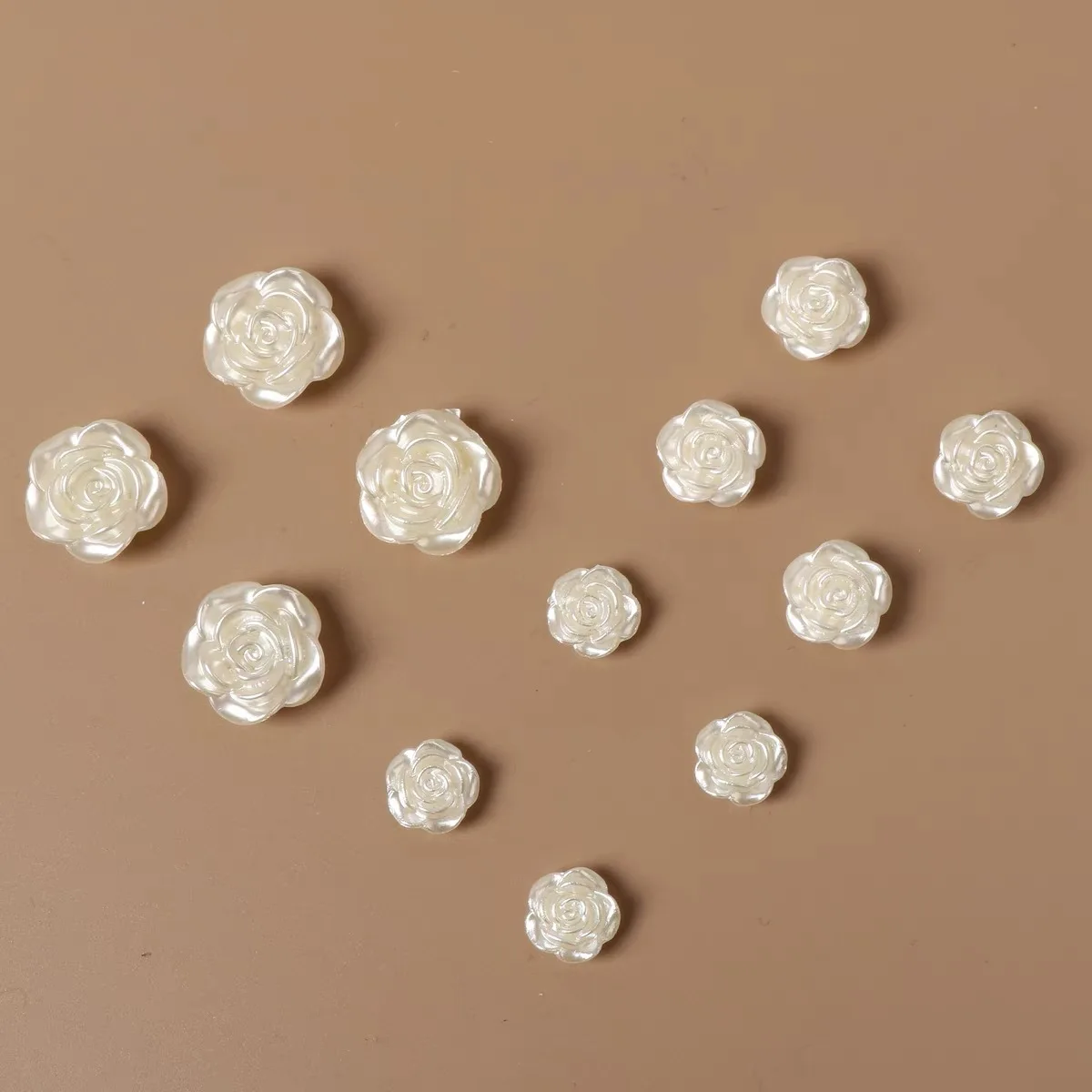 KEWEI T407 Affordable Price Resin Mini Flower Rose Cherry Blossom Bridal Hair Accessories Trinkets