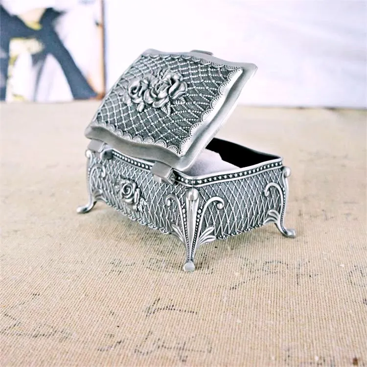 Manufacturer Directly Sale Metal Carved Flower Jewelry Box Creative Gift Zinc Alloy Vintage Ornament Box
