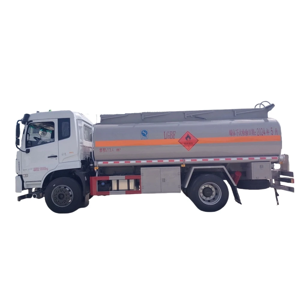 Лидер продаж ручной водовоз Dongfeng 4*2 новое состояние топливный танкер бензиновый дизельный двигатель 4x2 привод химическое колесо