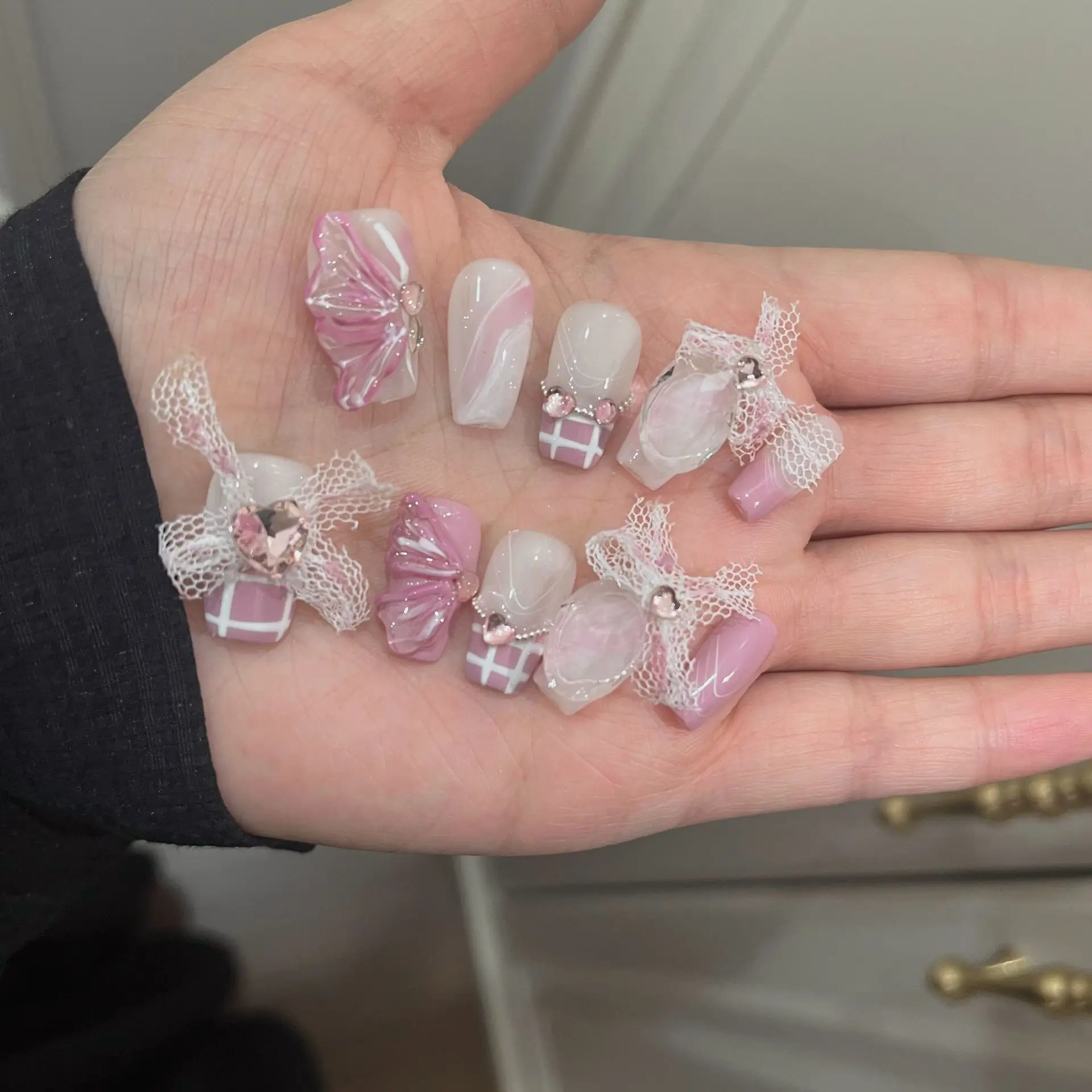 Summer hand-worn nail patch real photo taro pie hand-painted butterfly absolute nail wear nail wholesale