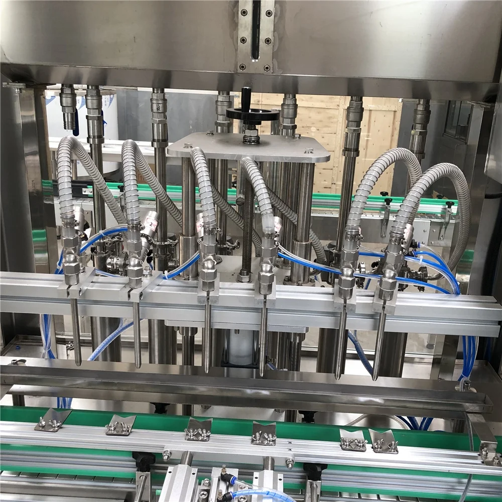 Linear filling machine, automatic liquid dispensing packaging machine