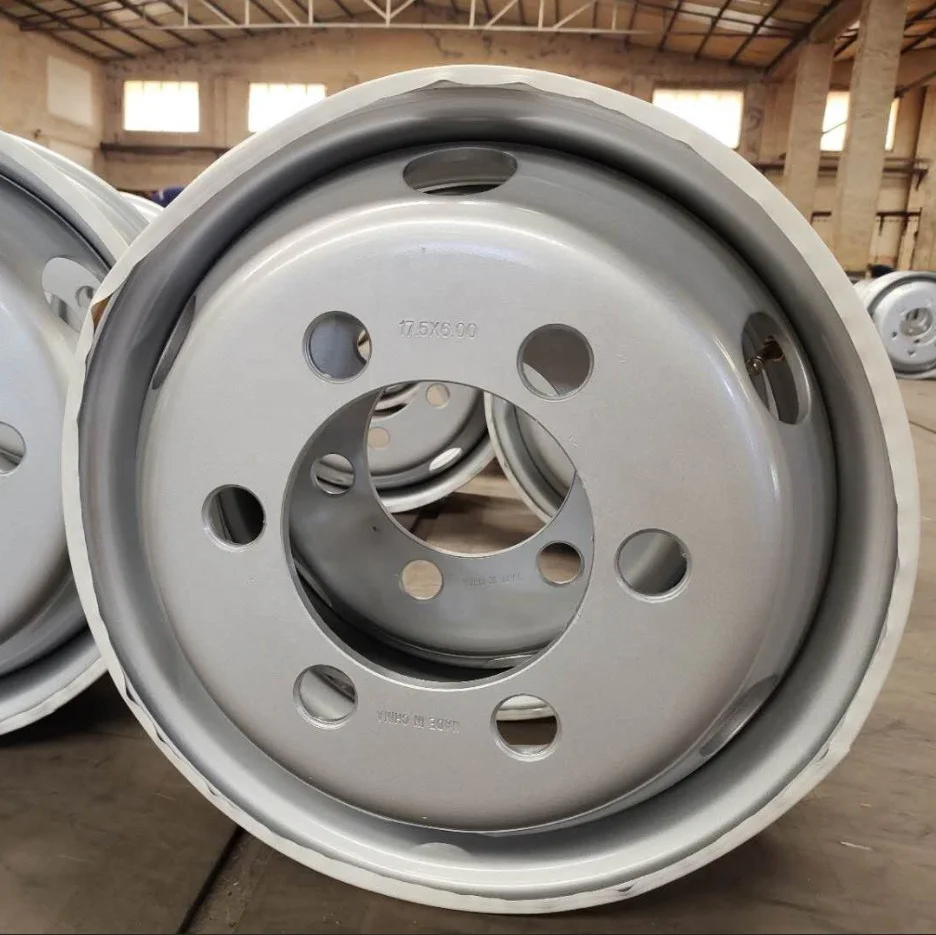 19.5*7.5 China Truck Rim Manufacturers OEM Sliver Color Truck Wheel Rim