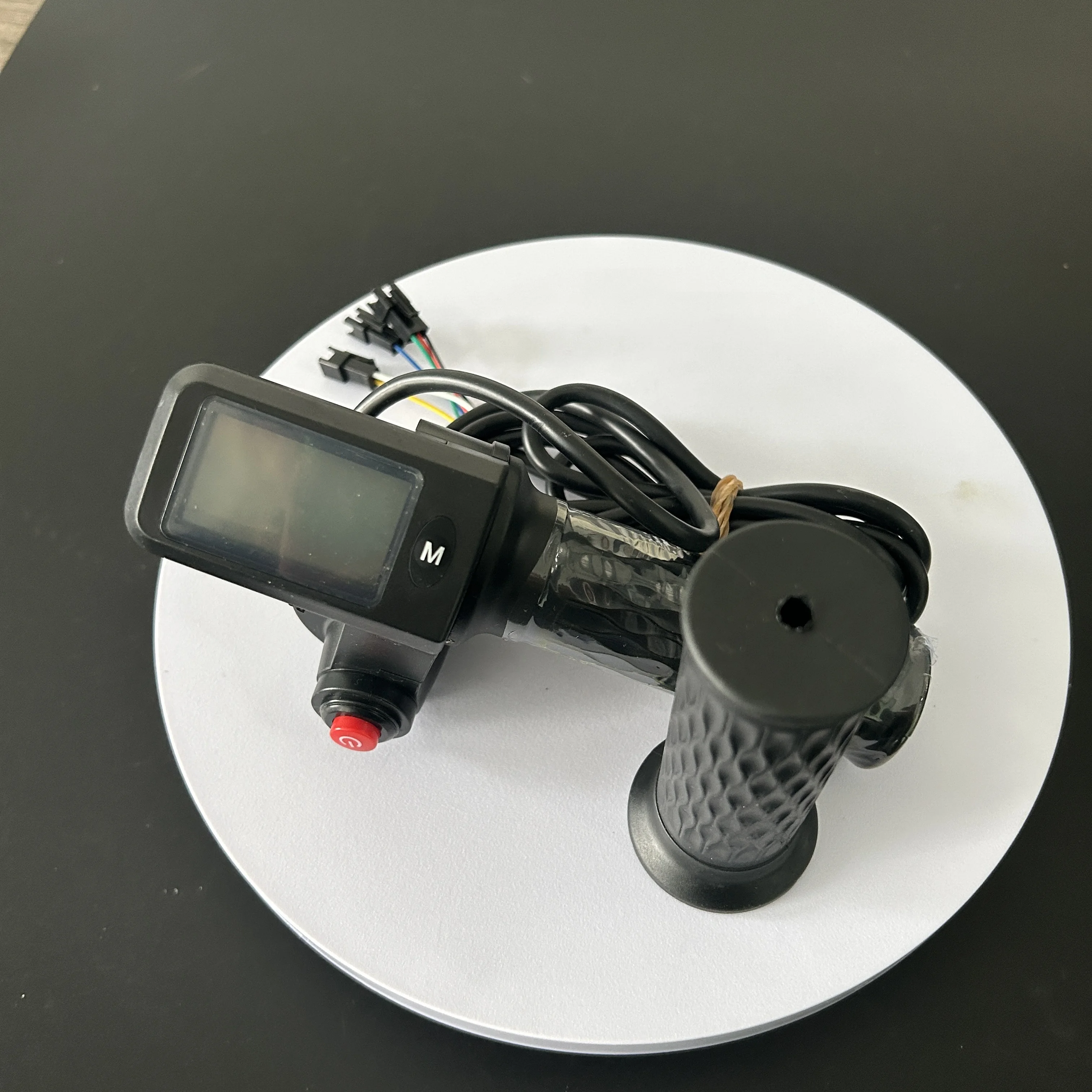 HOT 48V 60V 72V 3 gears waterproof Twist Throttle Accelerator For Electric Bike E Tricyle Scooter With LED Display And Power Key