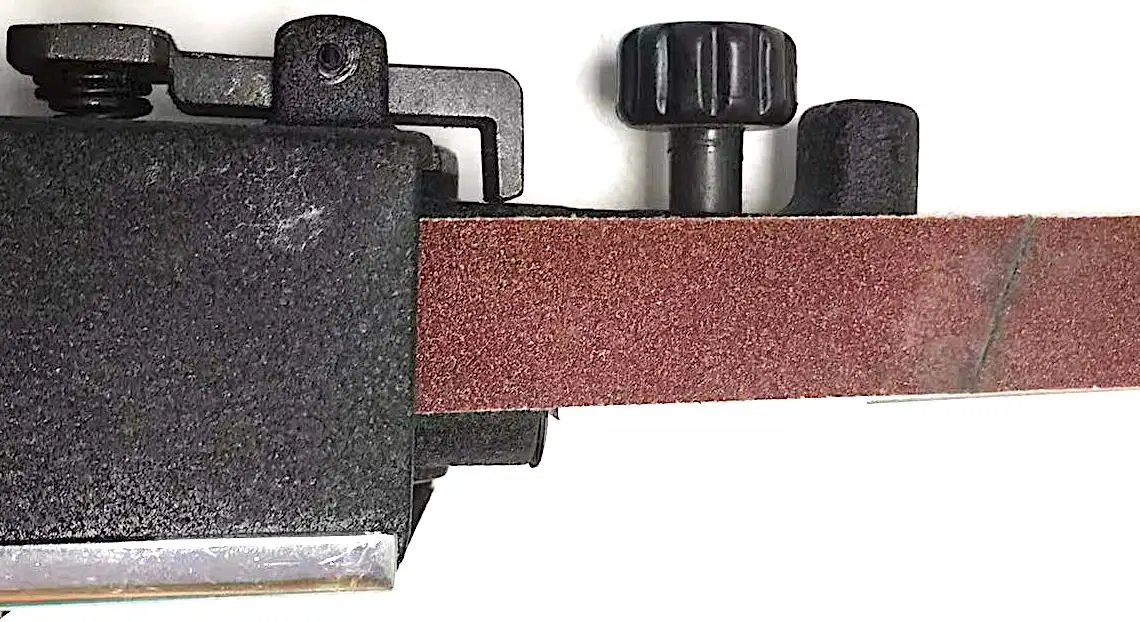 set knob of belt sander.jpg