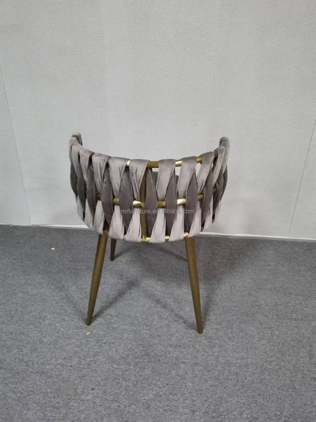 Modern Luxury Bar Furniture Backrest Lift and Rotate Bar Chair Stainless Steel Bar Stool for Coffee Shop Bistro Restaurant