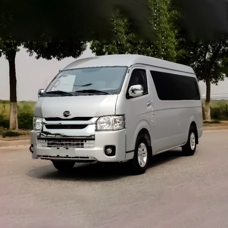 Новый в наличии микроавтобус 15 мест бензин Роскошные Тренеры Китай Hiace для продажи