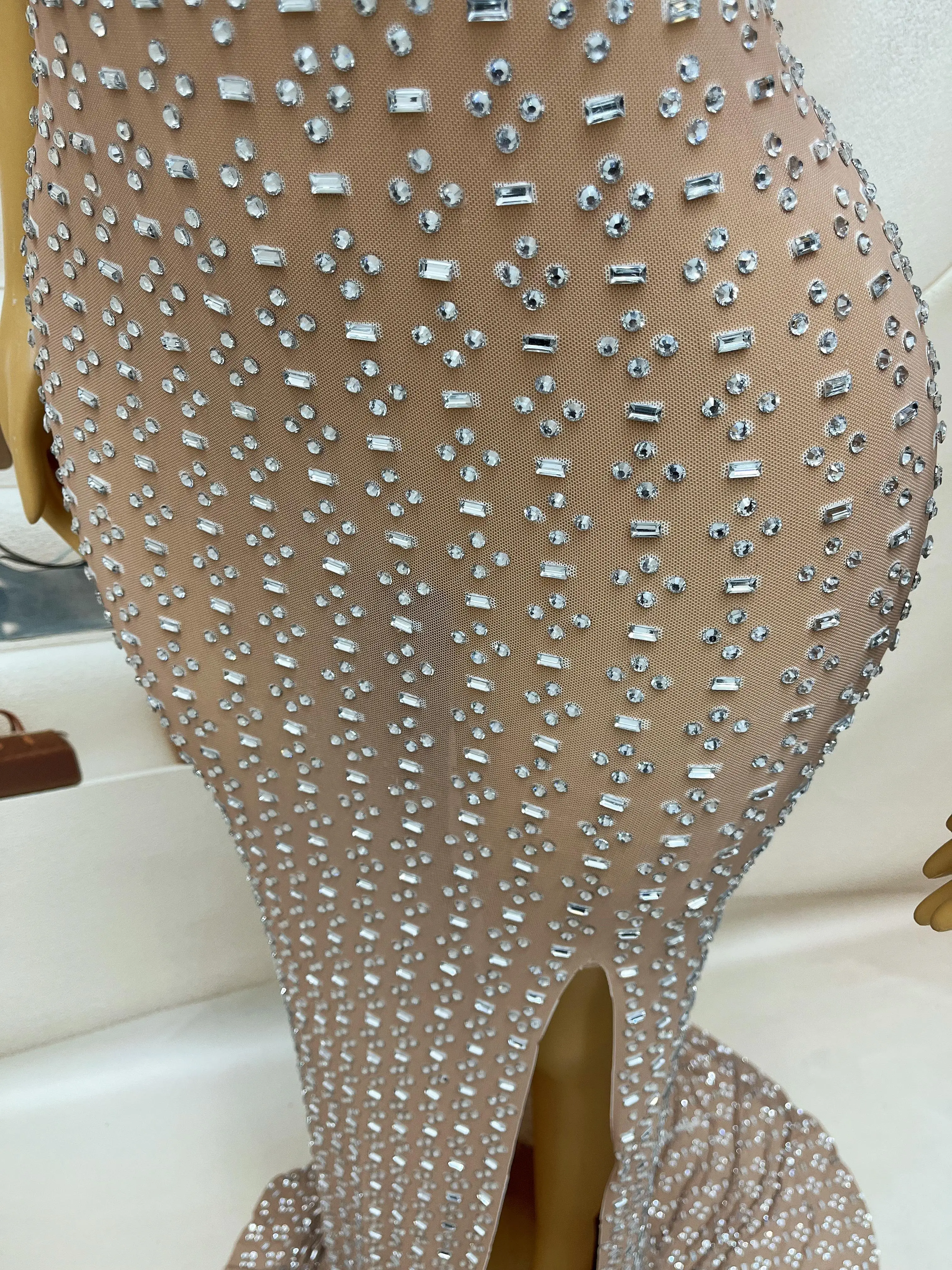 Rhinestone Customized New Arrival Diamond Pearl Shinny Prom Dress Ball Gown Ladies Dresses For Wedding Guest Outfit