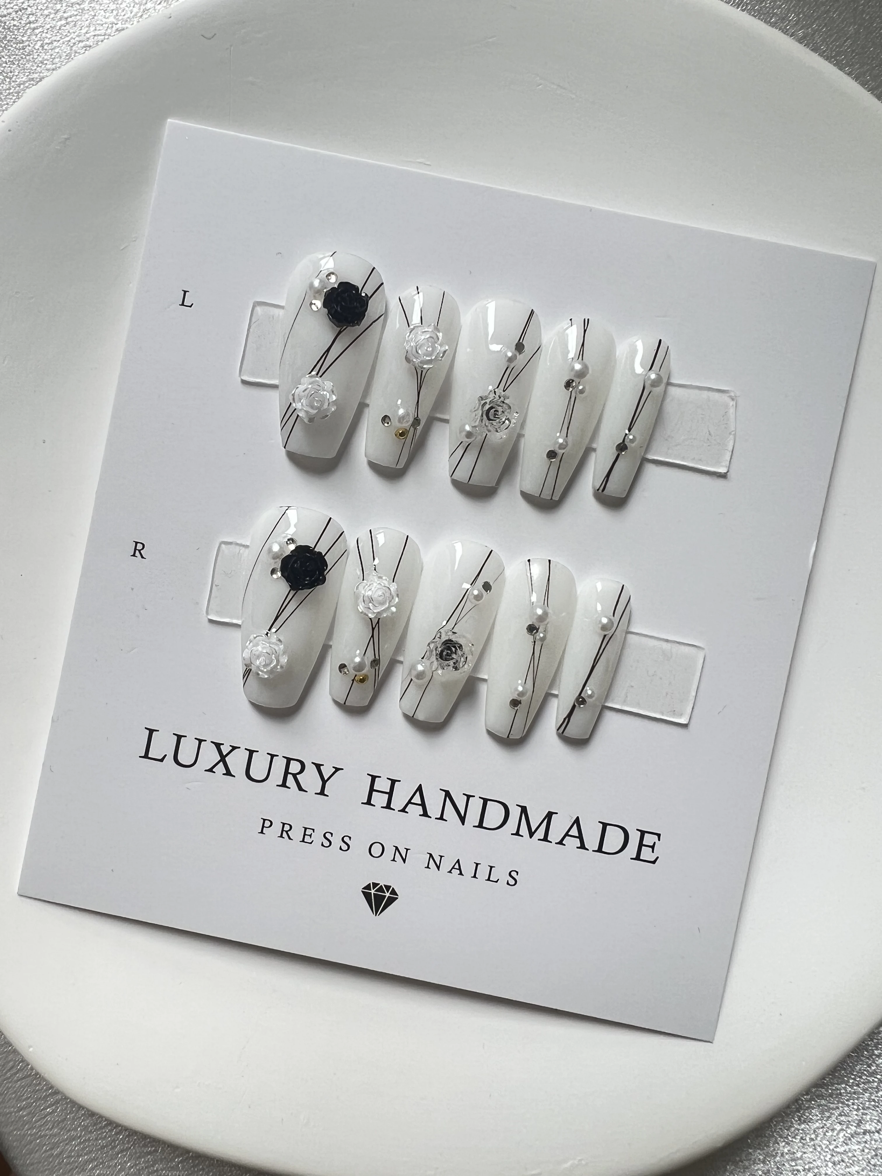 Wholesale Hand Painted Gel Acrylic Tips Beautiful Luxury Custom High Quality Handmade Press on Nails