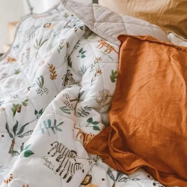 2023 New Design Stylish Colorful Non Toxic Rug Quilting Design Newborns Carpet Anti-Slip Round Design Baby Floor Play Mat