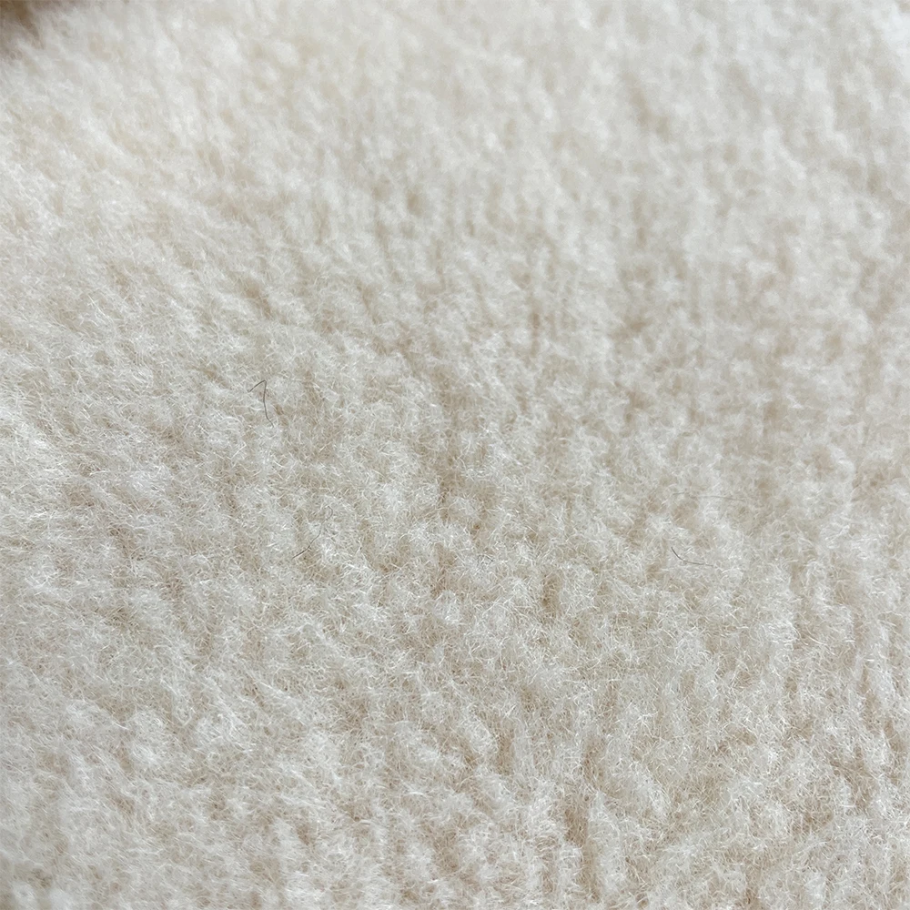 Oem Custom High Quality 770gsm Pv Plush Polyester Faux Fur Fabric For Toys Pillows