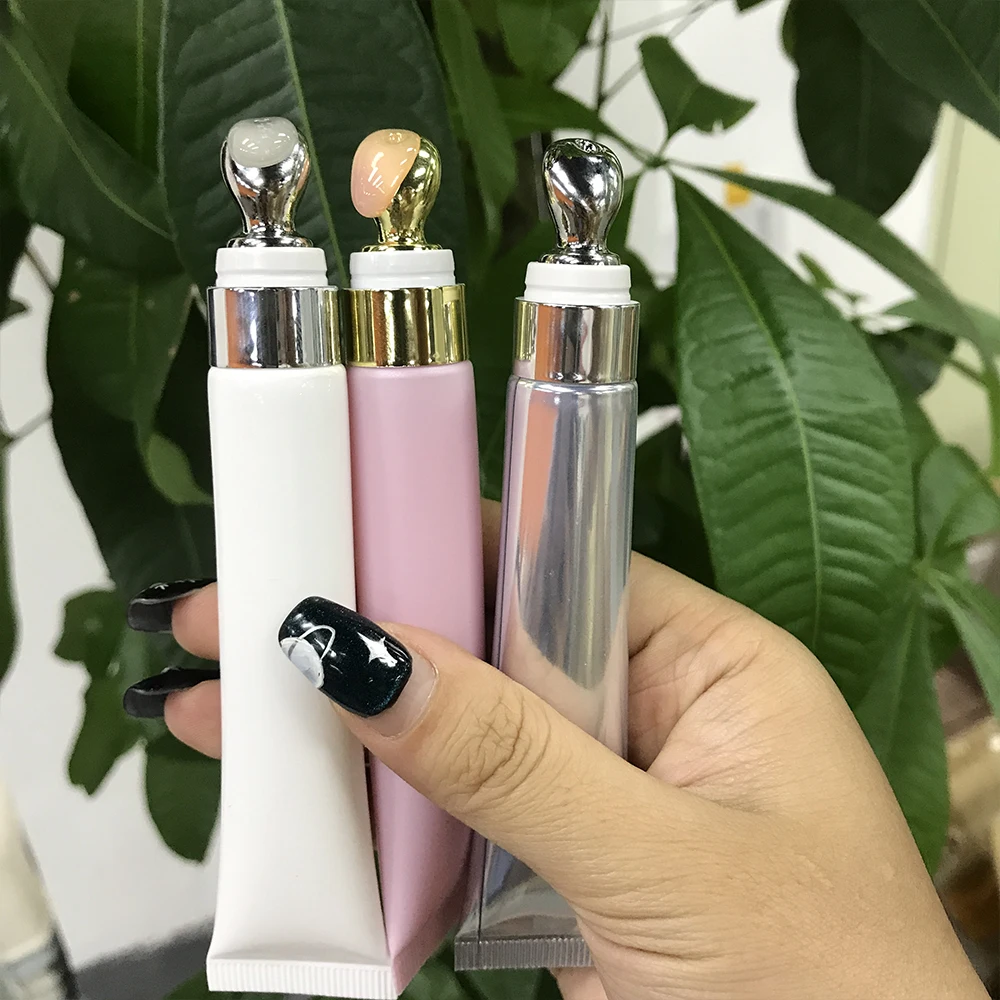 Wholesale makeup collagen Peptide lip filler Plumping Lip Serum with Moisturizes nourishes Naturally Fuller lip plumper OIL