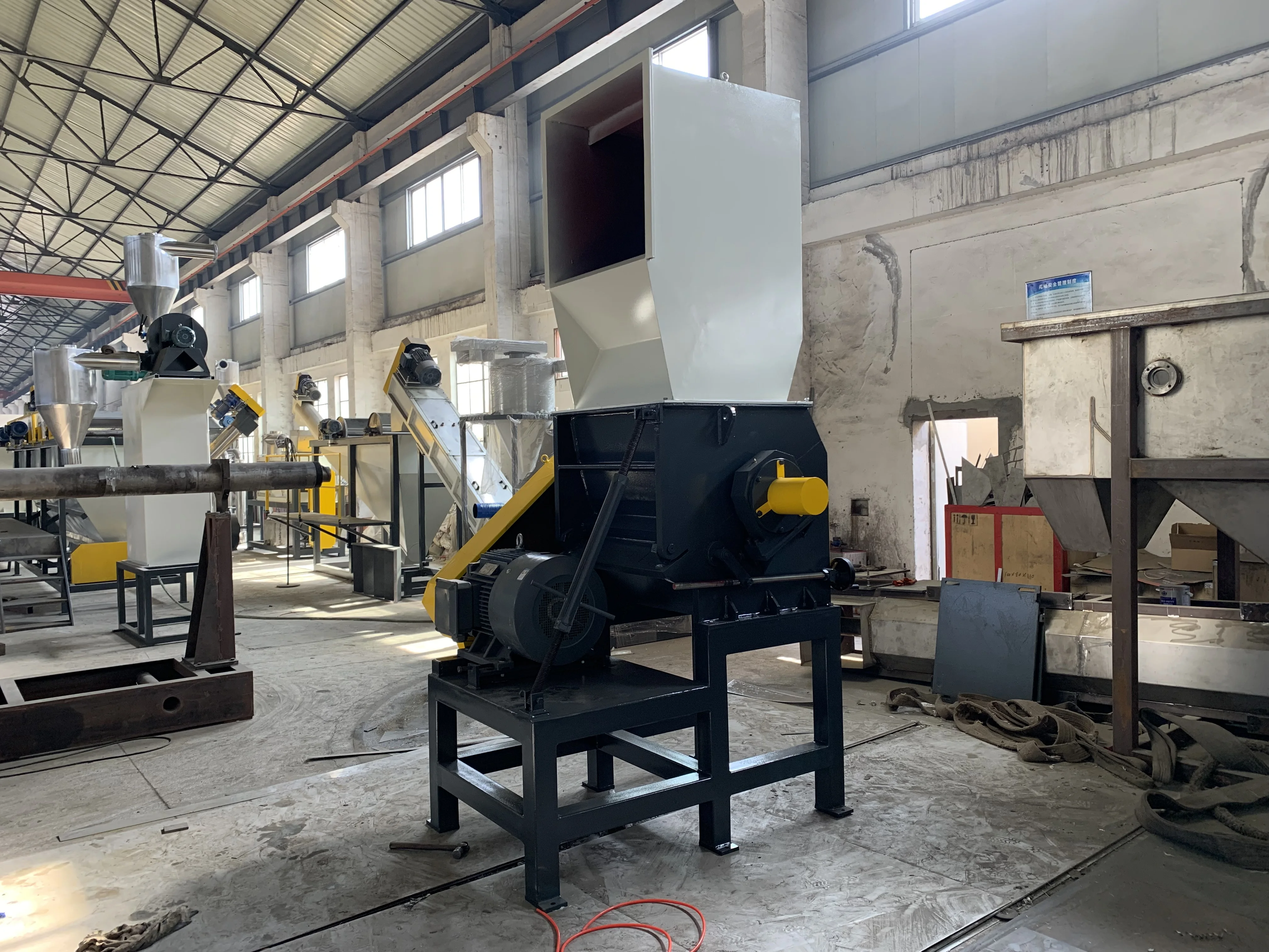 Waste Pet Plastic Bottle Flakes Washing Drying Recycling Machine/equipment Plastic Flakes Recycle Washing Machinery Line