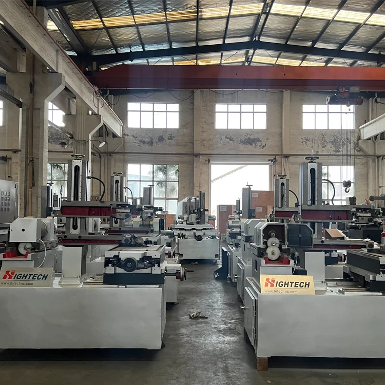 Multi CNC Wire Cutting EDM Wire Cut Machine Mini Dk7720 EDN Metal Cutting Machine