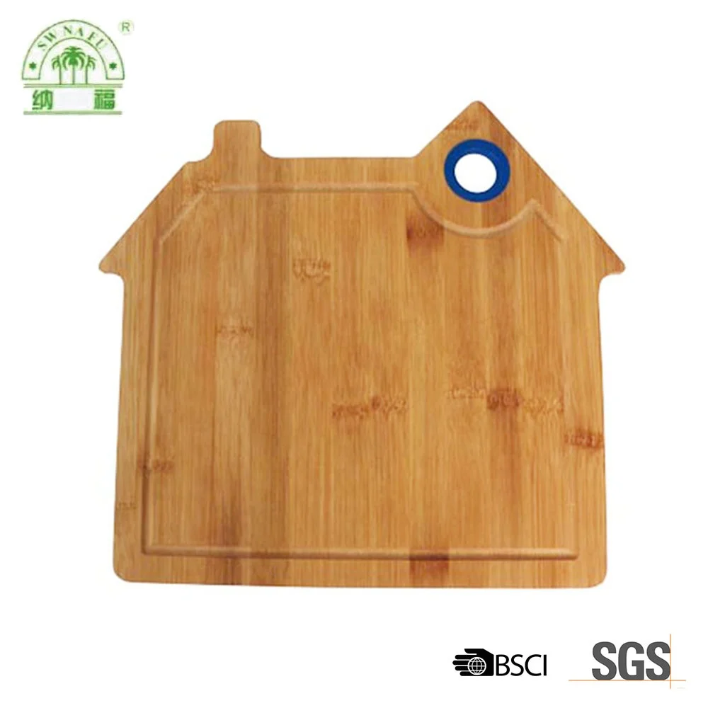 Smart house shaped bamboo cutting board with juice groove and silicone hanging hole