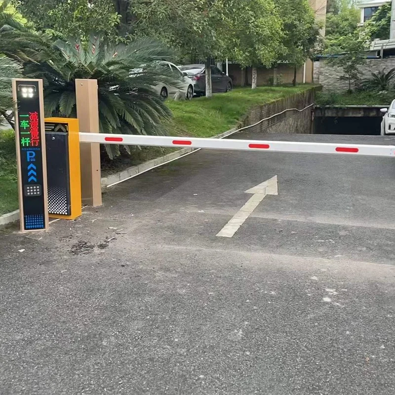 Remote Control Traffic Boom Barrier Gate Automatic Parking Car Park System With Camera