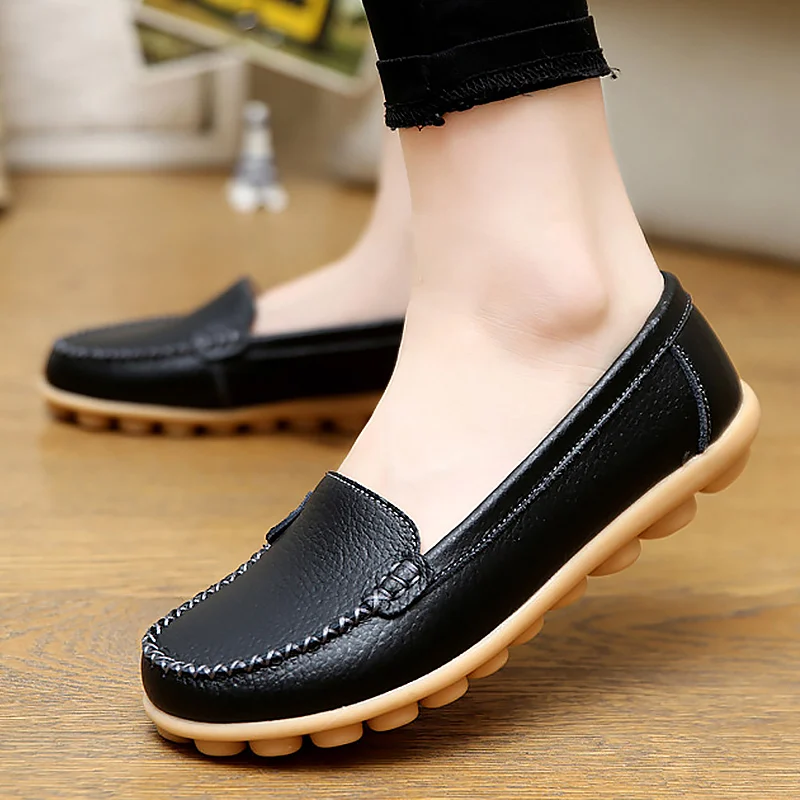 Genuine Leather Shoes Woman Soft Boat shoes for Women Flats shoes Big size 35-44 Ladies Loafers Non-Slip Sturdy Sole