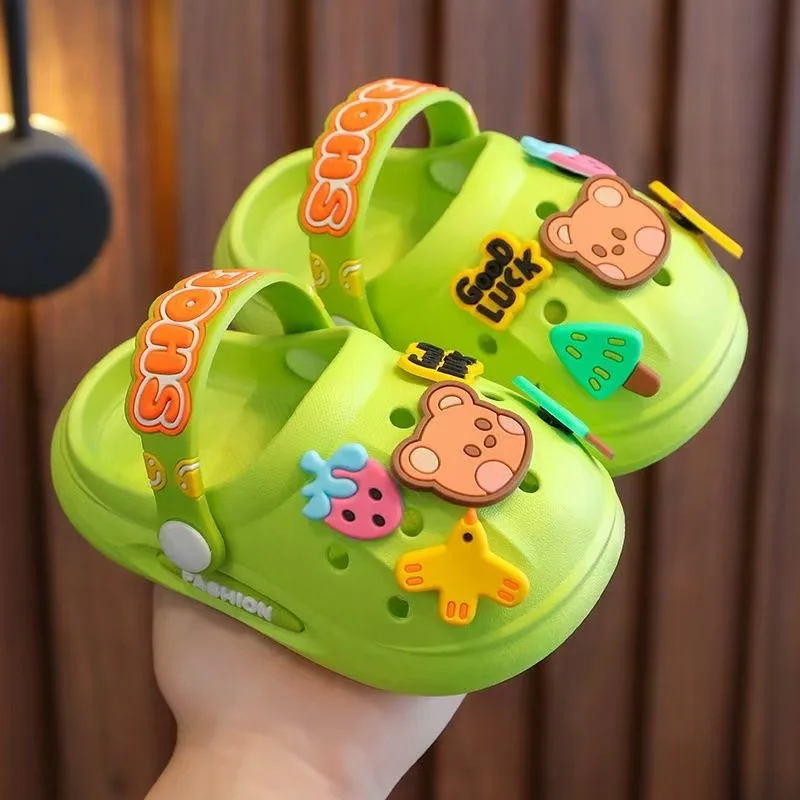Factory Direct Sell Summer Baby Boys PVC Non Slip With Cute Cartoon Charms Walking Sandal Kids Comfortable Clogs