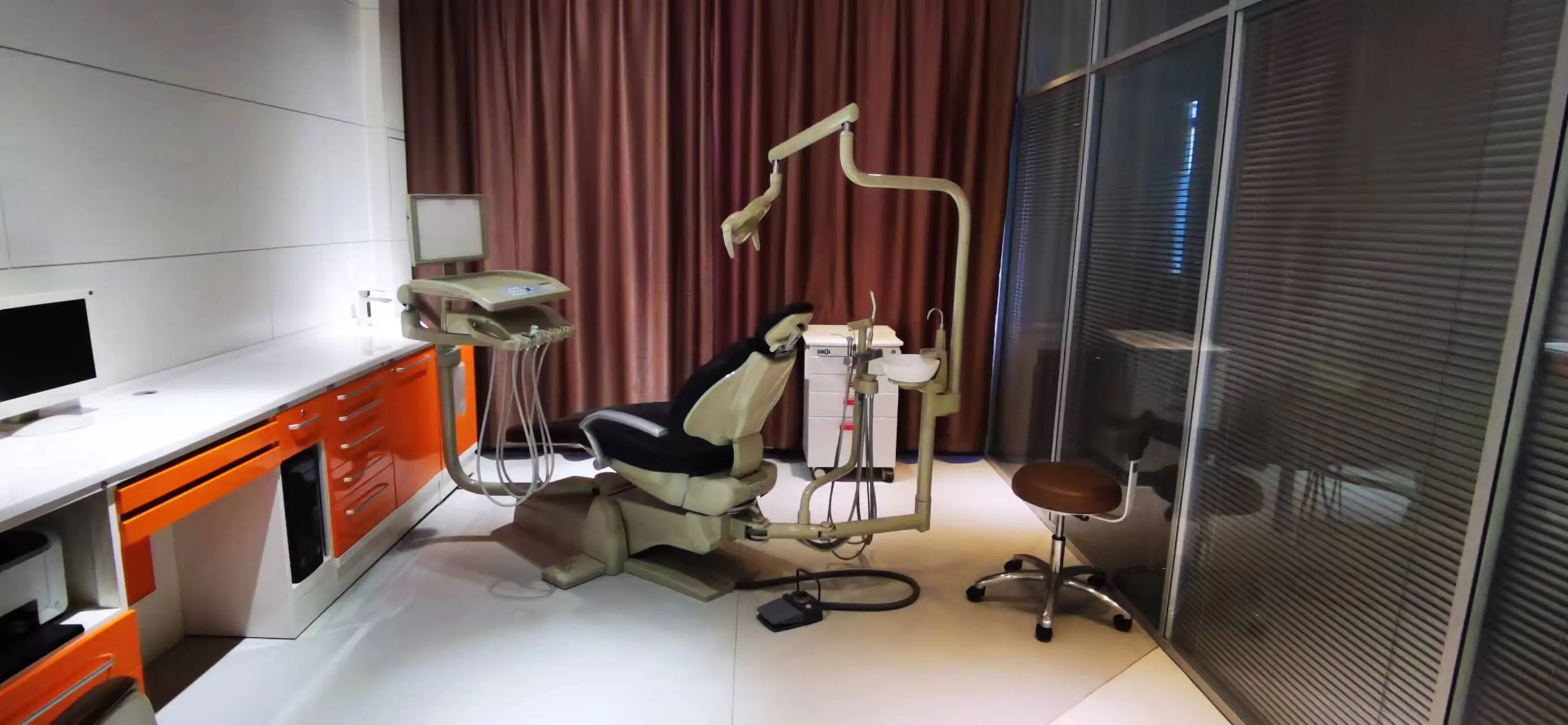 High-end Fully certified luxury S2319 China best dental unit dental chair unit high quality odontologia