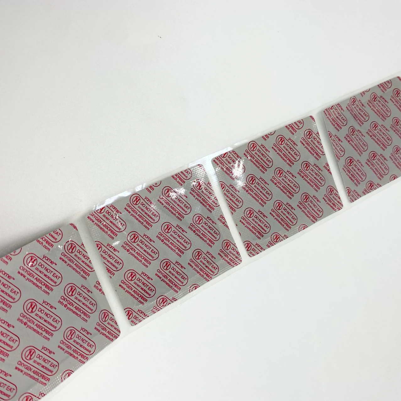 200CC iron powder oxygen scavenger absorbs both oxygen and carbon dioxide for food adhesive