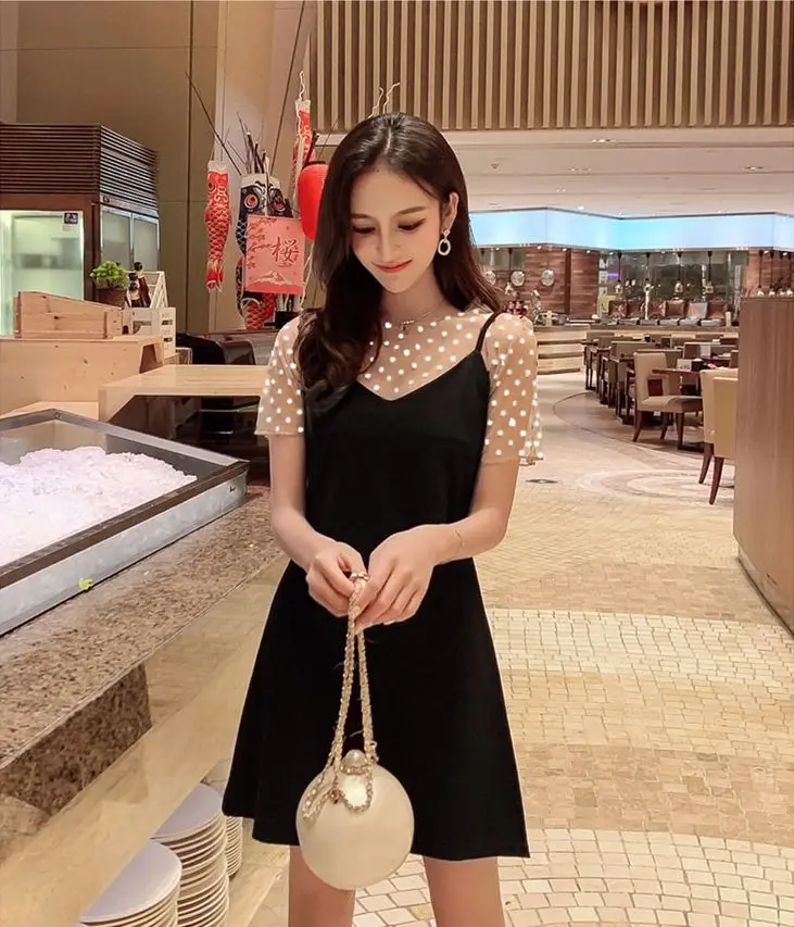 
New Korean version of the wild little black dress fairy French first love dress ins skirt 
