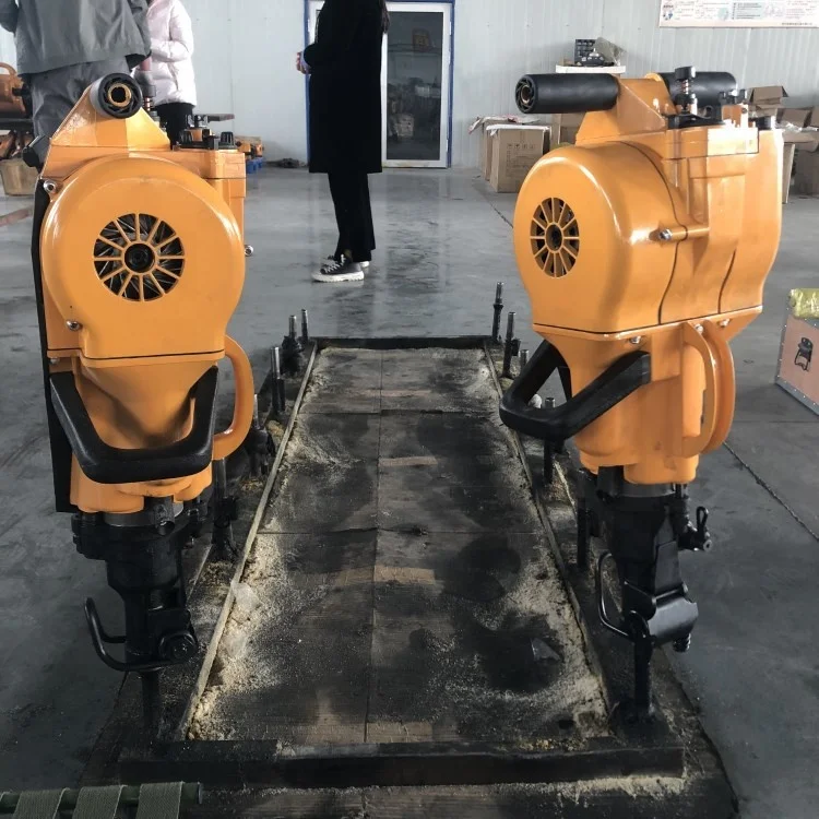 Портативный отбойный домкрат для бензина YN27C